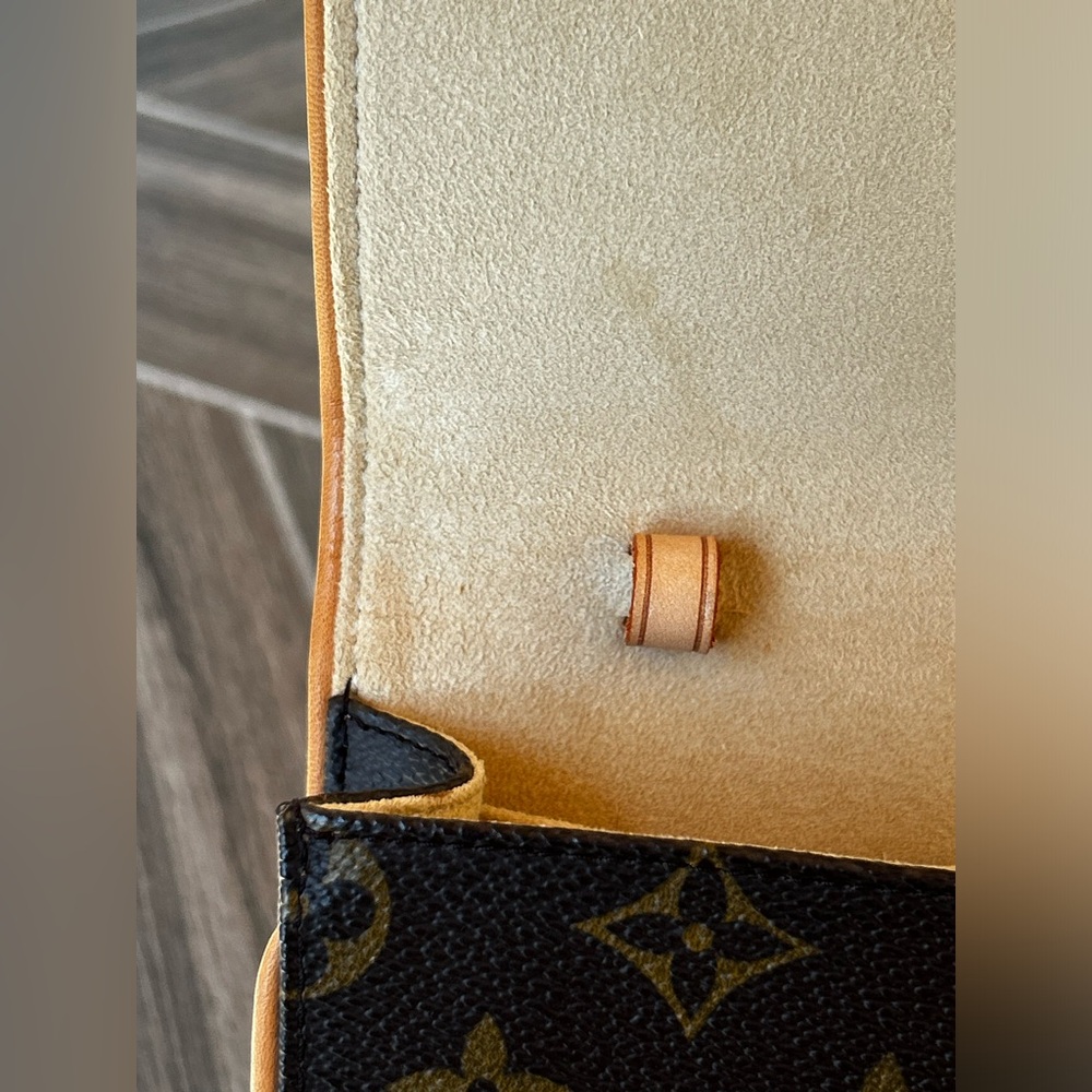 Twin Pochette GM in Monogram #3 - Picture 8 of 16